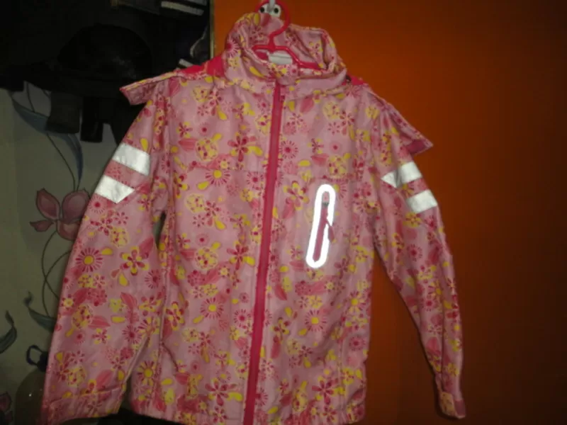 Куртка ветровка возраст на 5-7 лет  2